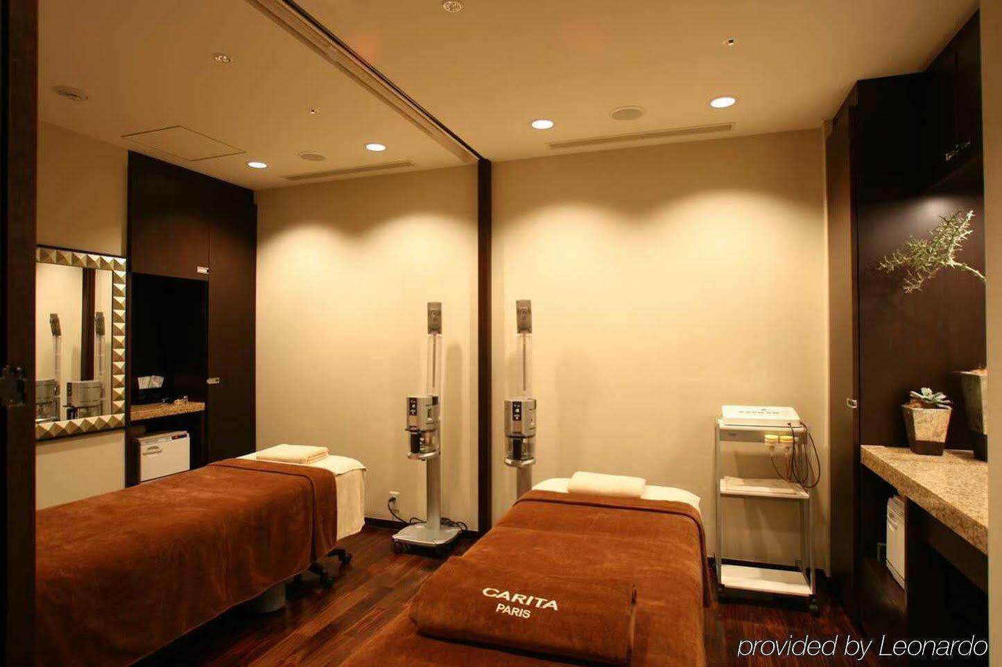 โรงแรม โรงแรมดับเบิลทรี บาย ฮิลตัน นะฮะ 4*